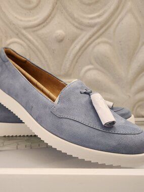 Naturalizer Rosalie Suede Tassel Loafers Women's. NWOT. Size: various